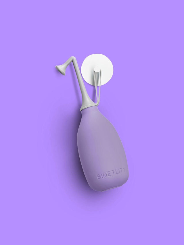 Mobiles Bidet in Proud Purple – nachhaltige Intimdusche für sanfte & hygienische Reinigung | Bidetlity