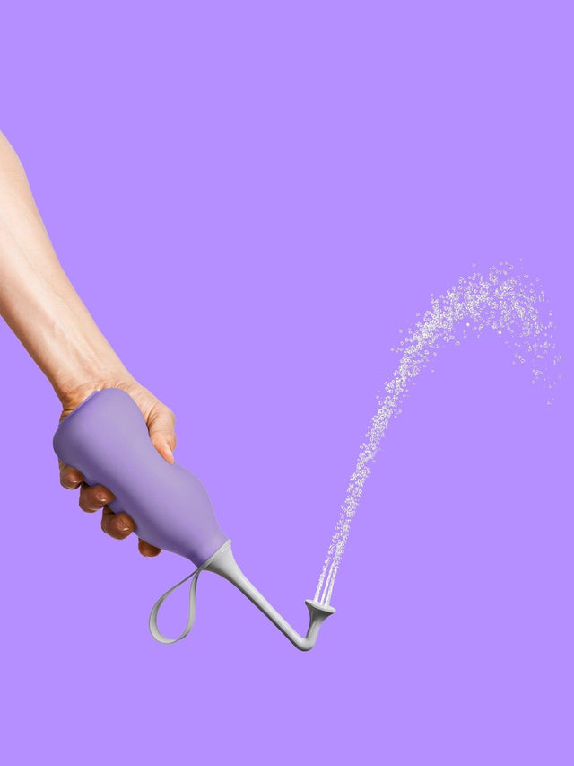 Mobiles Bidet in Proud Purple – nachhaltige Intimdusche für sanfte & hygienische Reinigung | Bidetlity
