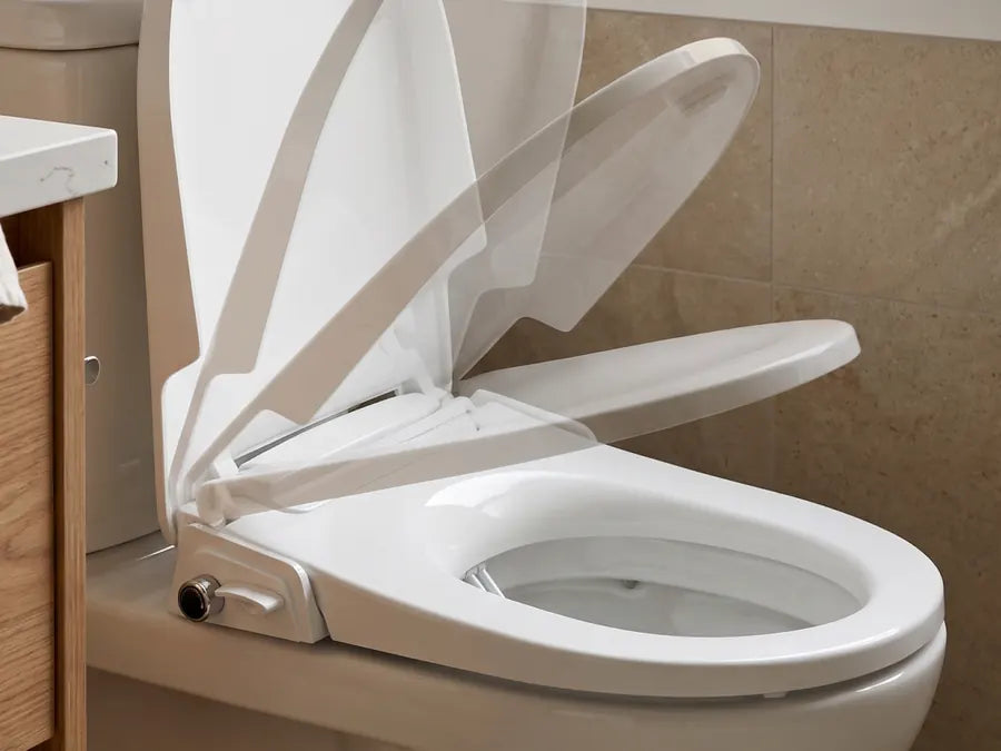 Sanft rein, leise zu.
