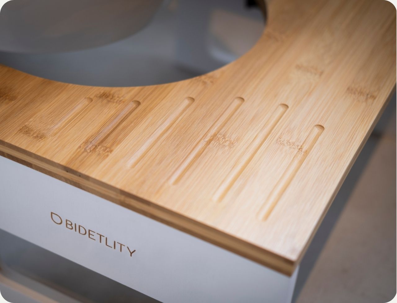 Der neue Bidetlity Toilettenhocker ist da! Dein Badezimmer-Upgrade